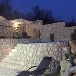 Kuca Za Odmor Paun *