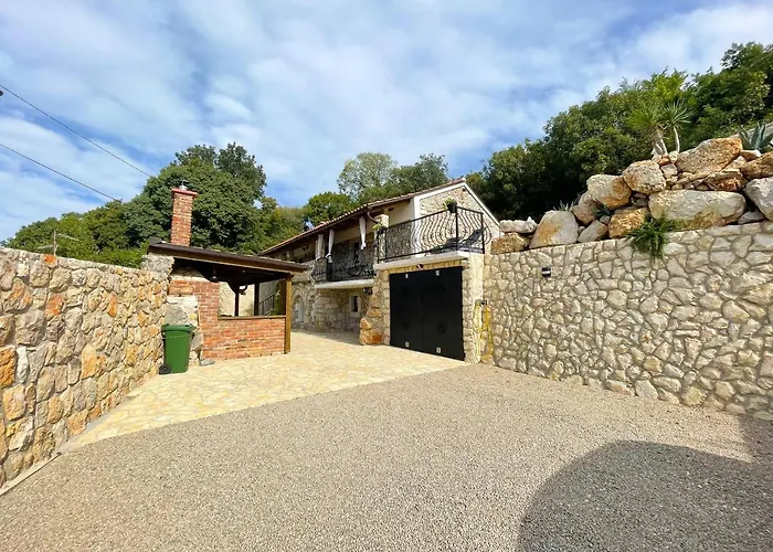 Kuca Za Odmor Paun Villa *