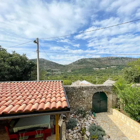 Villa Kuca Za Odmor Paun *