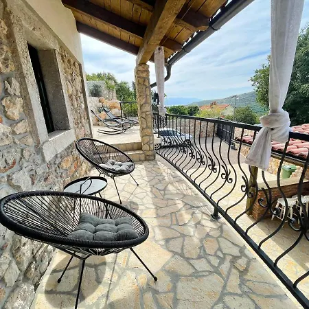 Villa Kuca Za Odmor Paun
